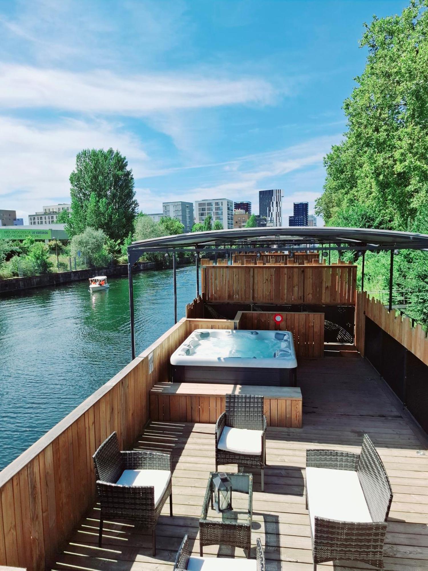 La Peniche De Fabrice Avec Jacuzzi Privatif Apartment Strasbourg Exterior foto